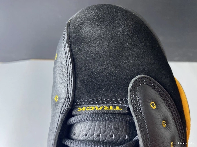 League Retro 13 Jordan Oregon AR4390-035 Air High 0910